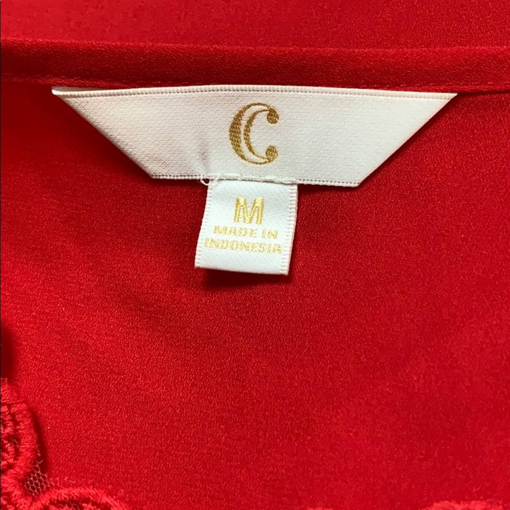 Red blouse - Picture 3 of 3